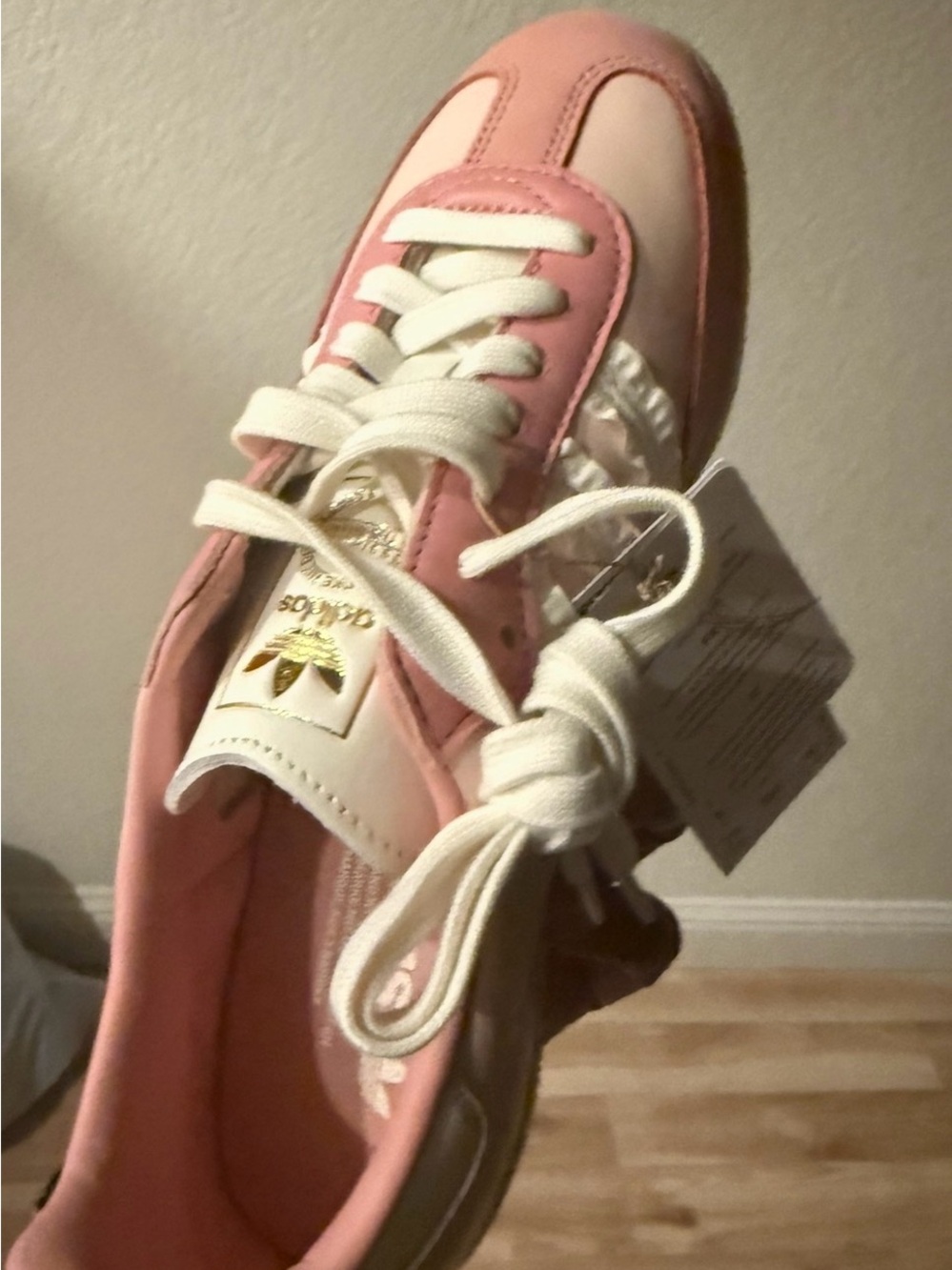 Adidas Samba OG W Classic Sneaker in Light Pink and White - Picture 6 of 6